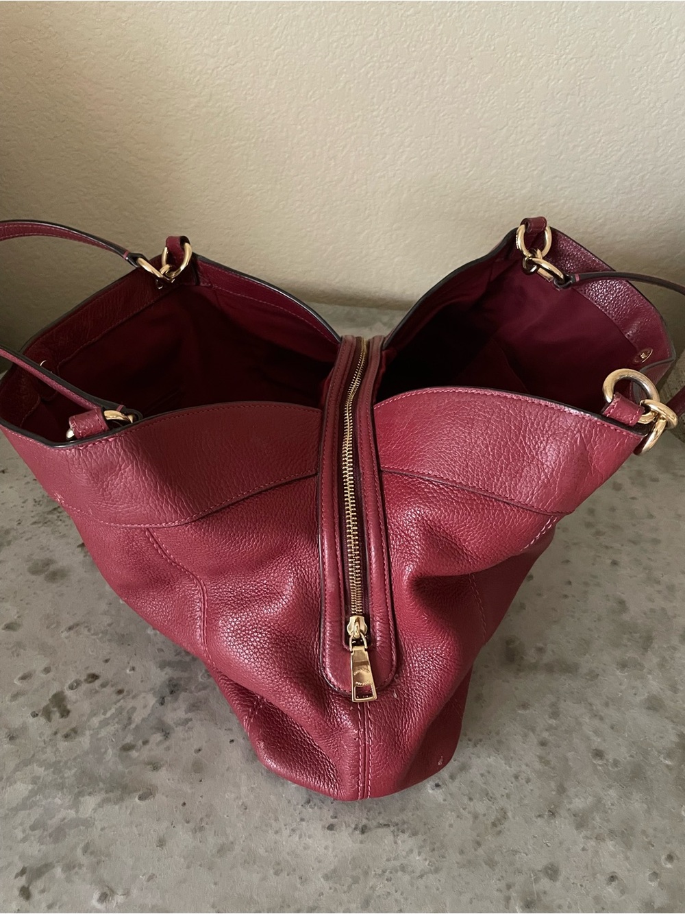 Gorgeous Coach Pebbled Leather Bag Purse In EUC - Picture 12 of 16